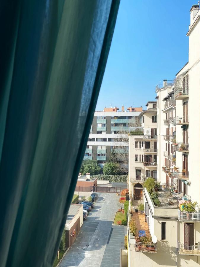 I Am Here - Gioia 71 Guest house 2*